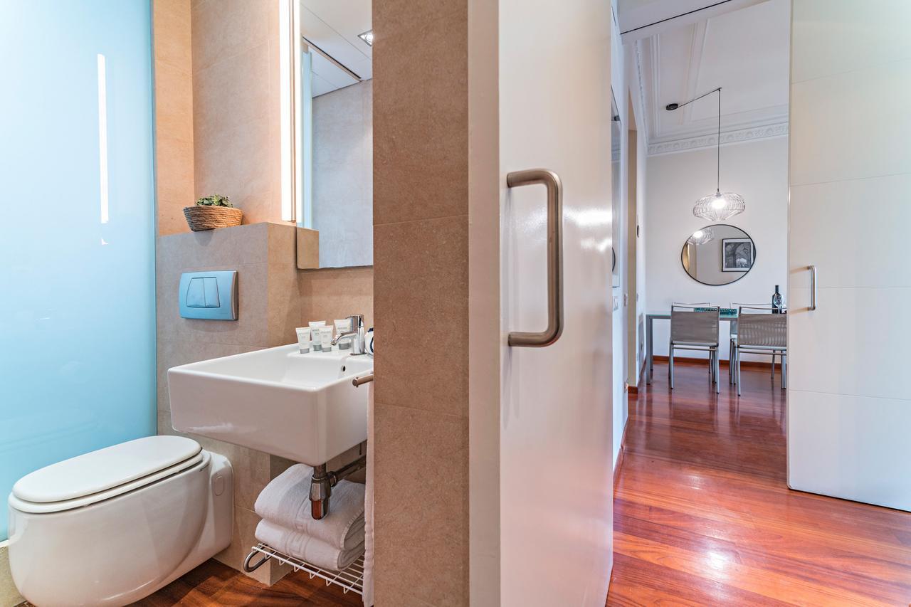 Habitat Apartments Paseo De Gracia Suite บาร์เซโลนา ภายนอก รูปภาพ